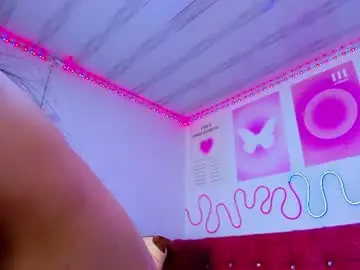 Cloe777_  live sex cam