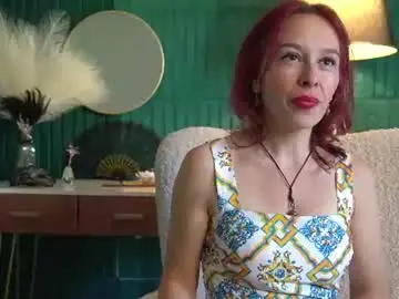 Haileymoon85  live sex cam