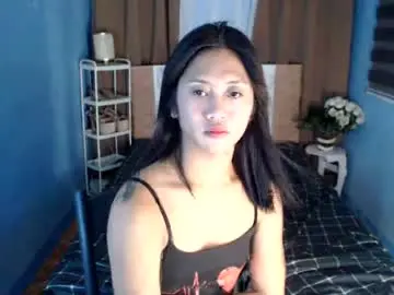 Hornyaverymics13  live sex cam