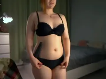 Jolynnoliff  live sex cam