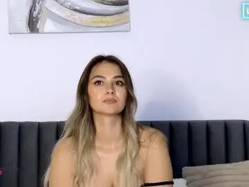 Littleblondbunny  live sex cam