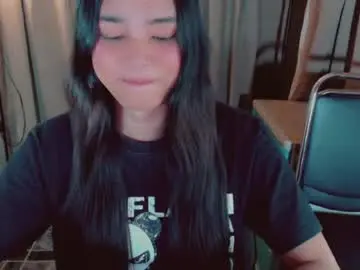Lovelylaiza  live sex cam