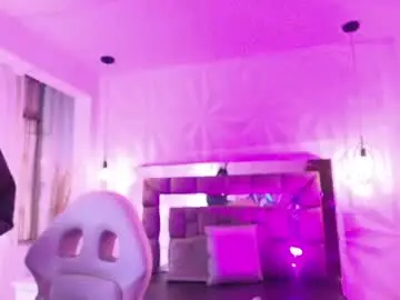 Queen_perla_  live sex cam