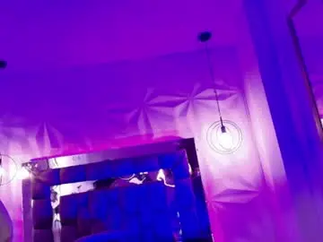 Queen_perla_  live sex cam