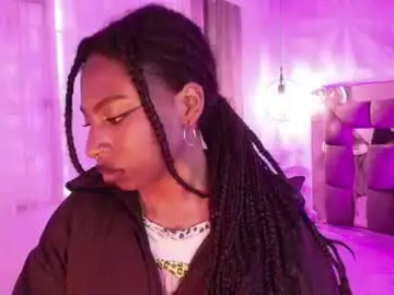 Queen_perla_  live sex cam