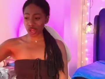 Queen_perla_  live sex cam