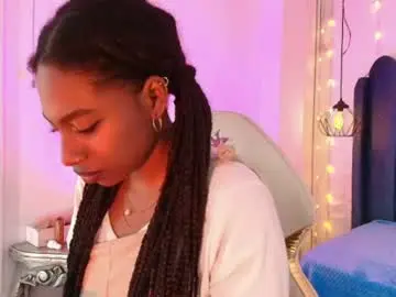 Queen_perla_  live sex cam
