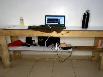 Queenkiah  live sex cam