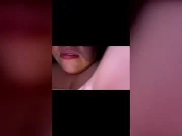 Salteeclit  live sex cam