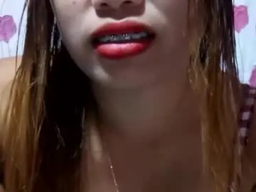 Sweet_nina4uxx  live sex cam