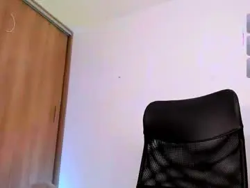 Yeniffer_valens  live sex cam