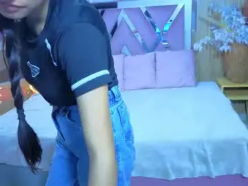 Auroora_tay  live sex cam