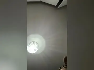 Baby_blonde_bombshell  live sex cam