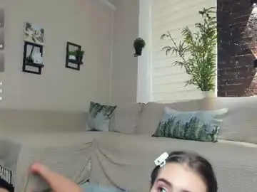 Coriekeagle  live sex cam