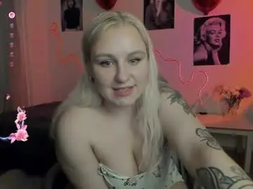 Elly_blondy  live sex cam