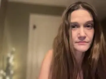 Heybahbibutler  live sex cam