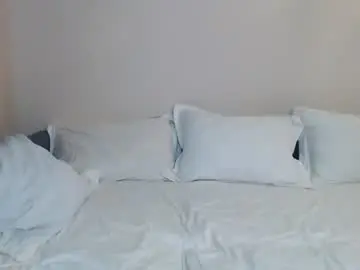 Julia_ether  live sex cam