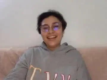 Juliexxxtasy  live sex cam