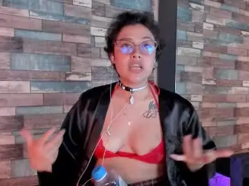 Juliexxxtasy  live sex cam