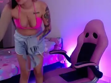 Melinna__98  live sex cam