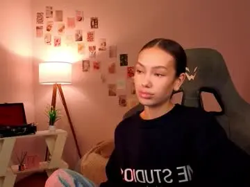 Nexorine  live sex cam