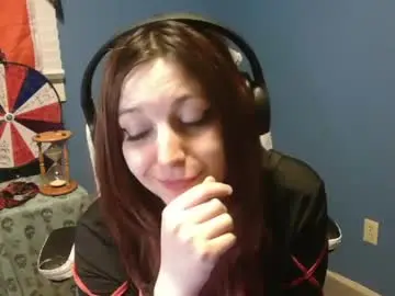 Scarslutwitch  live sex cam