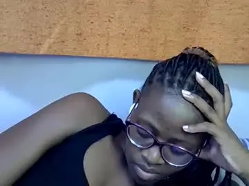 Sweet_zarah  live sex cam