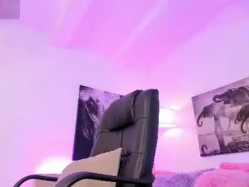 Alaiia7  live sex cam
