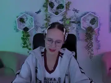 Alexis_pink  live sex cam