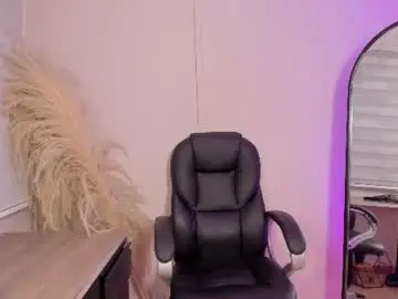 Bella_corbin  live sex cam