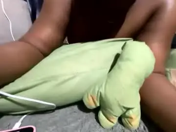 Blacpussy5  live sex cam