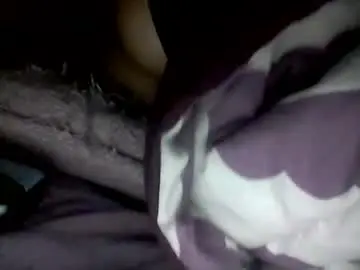 Bubblgum3  live sex cam