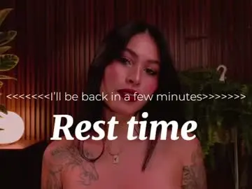 Carolinerousev  live sex cam