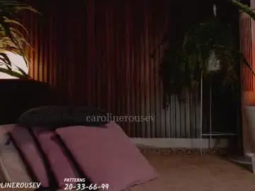 Carolinerousev  live sex cam
