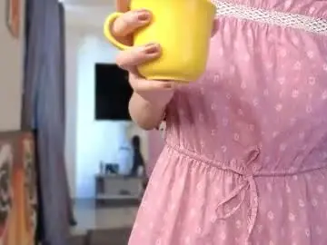 Colette_e  live sex cam