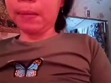 Hotmoana  live sex cam