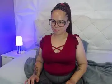 Islabonil  live sex cam