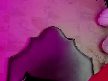 Kim69_and_noah  live sex cam