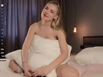 Lanniwalker  live sex cam