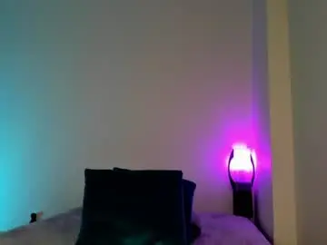 Lizzysnoww  live sex cam