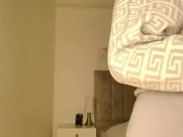 Lucy_carson  live sex cam