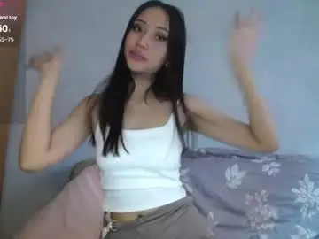 Mickeygirlx  live sex cam