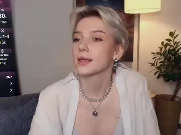 Nakishacroshaw  live sex cam