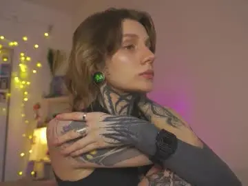 Succubus_66  live sex cam