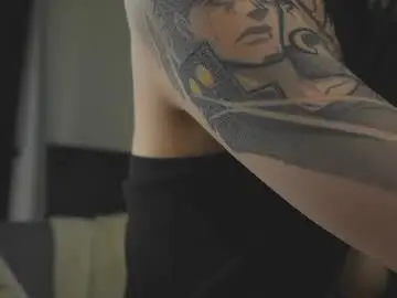 Succubus_66  live sex cam
