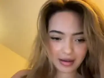 Vanesse_  live sex cam