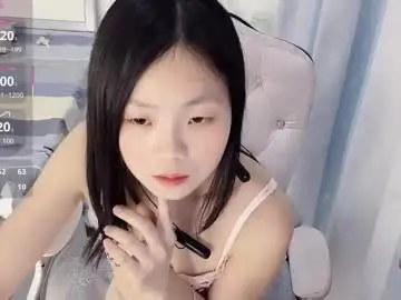 Warmie  live sex cam