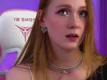Agatafoxley  live sex cam
