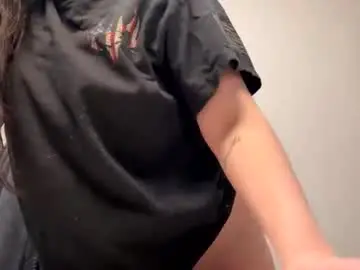 Alexislove8  live sex cam