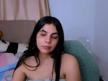 Elenna_hotx  live sex cam